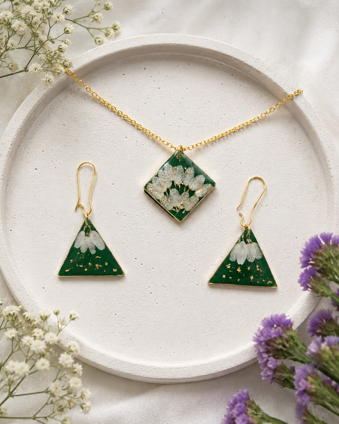 Emerald Bloom Resin Floral Jewelary Set