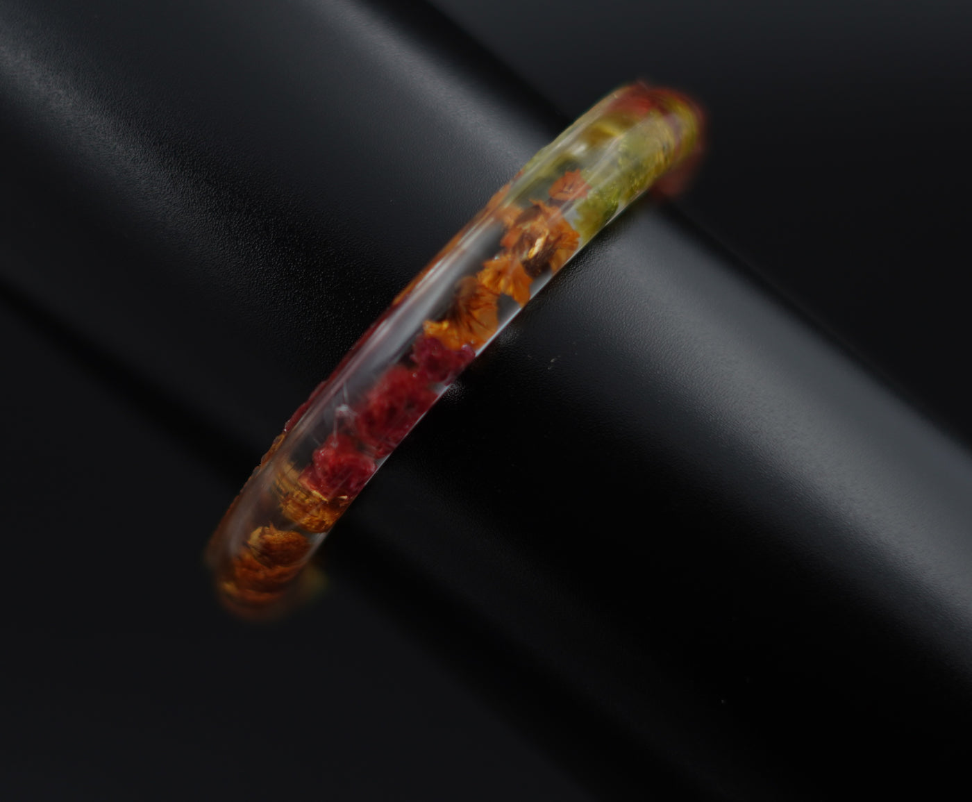 Multicolor Dried Flower Resin Bangle