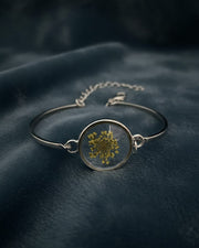 Golden Bloom – Handmade Real Flower Resin Bracelet