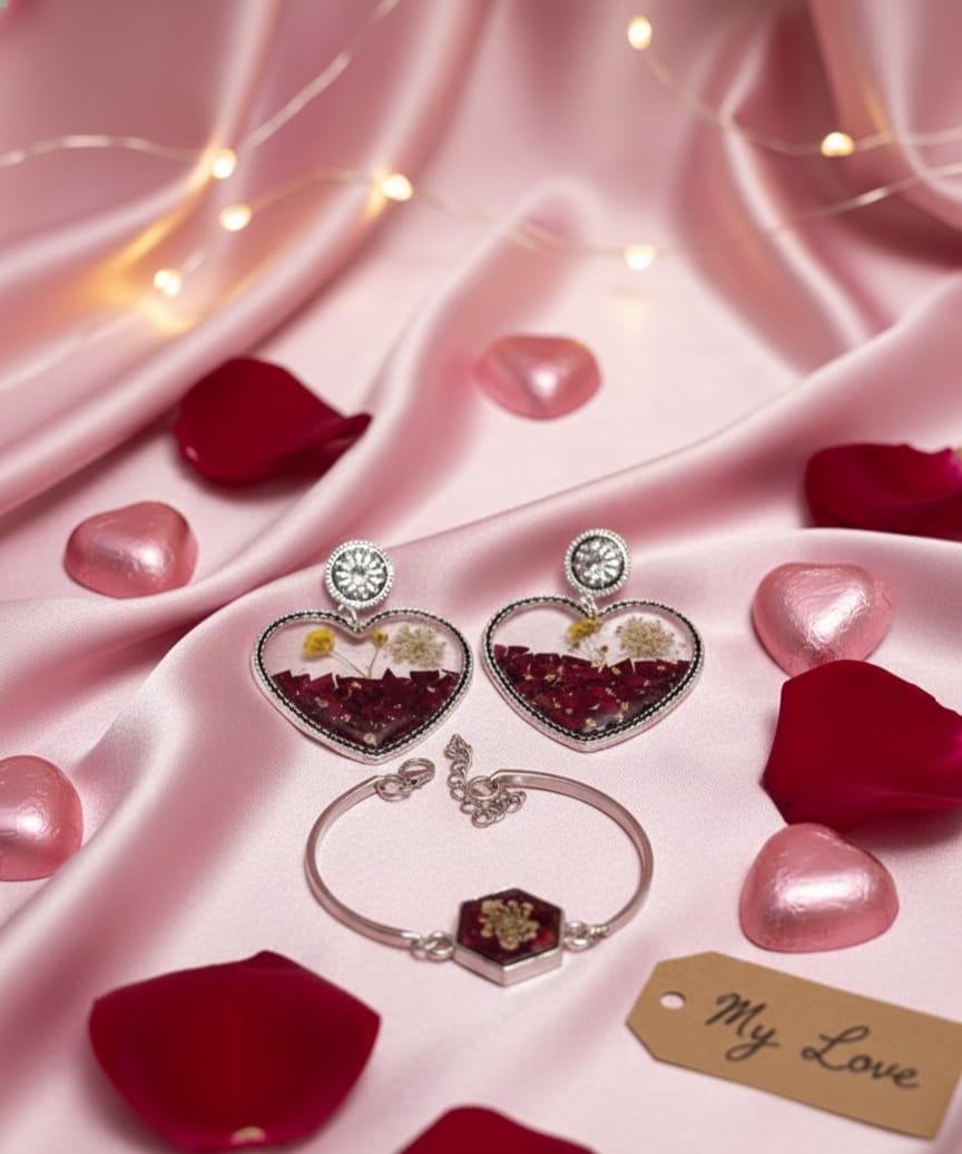Promise of Love Resin Set of Earrings and Bracelet