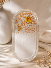 Handmade Resin Tray with Real Dried Flowers & Gold Flakes – Elegant Decorative Serving Tray